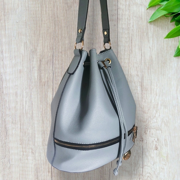 La Terre Fashion PETA-Approved Vegan Handbag - Picture 4 of 10